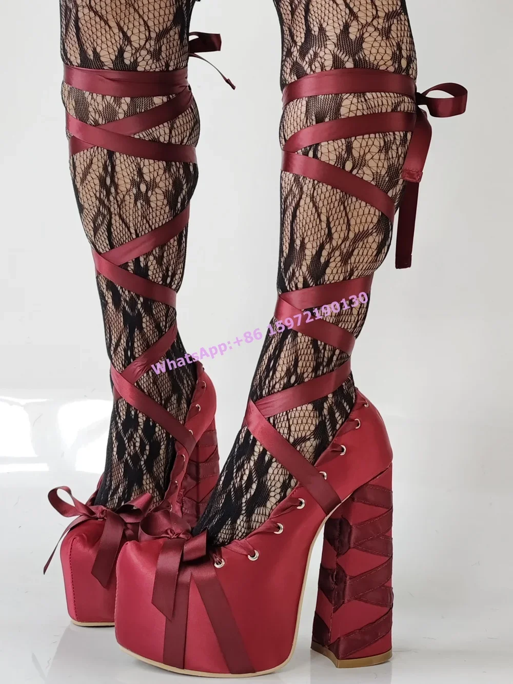 Red Satin Ribbon Platform Pump - огляд і ціна Ribbon Tie Heel