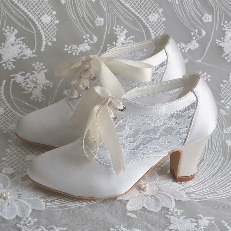 Customized Block Heels Bridal  - огляд і ціна Ribbon Tie Heel